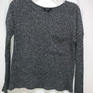 Forever 21 gray and black sweater. Size S